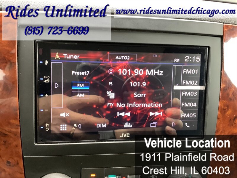 Used 2013 Chevrolet Avalanche LS RWD image 19