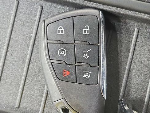 Used 2023 Chevrolet Tahoe Premier RWD image 35