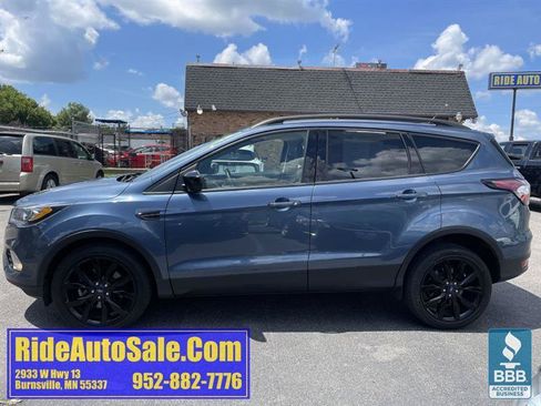 Used 2018 Ford Escape SE w/ SE Sport Appearance Package AWD/4WD image 8