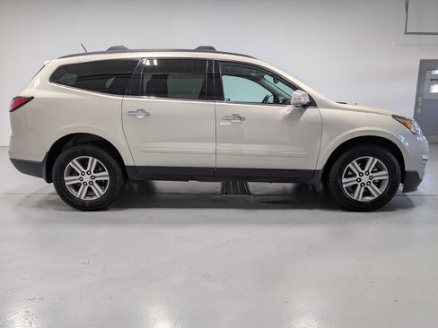 Used 2016 Chevrolet Traverse LT AWD/4WD image 7