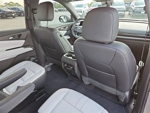 New 2026 Chevrolet Traverse High Country image 21