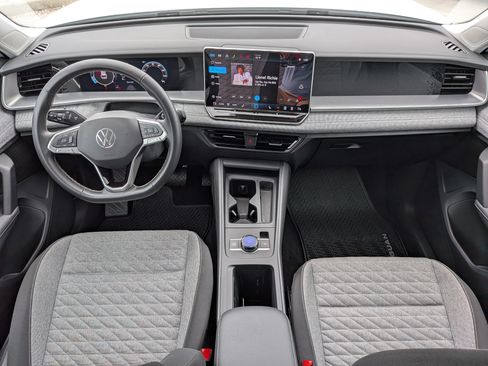 Used 2026 Volkswagen Tiguan S FWD image 14