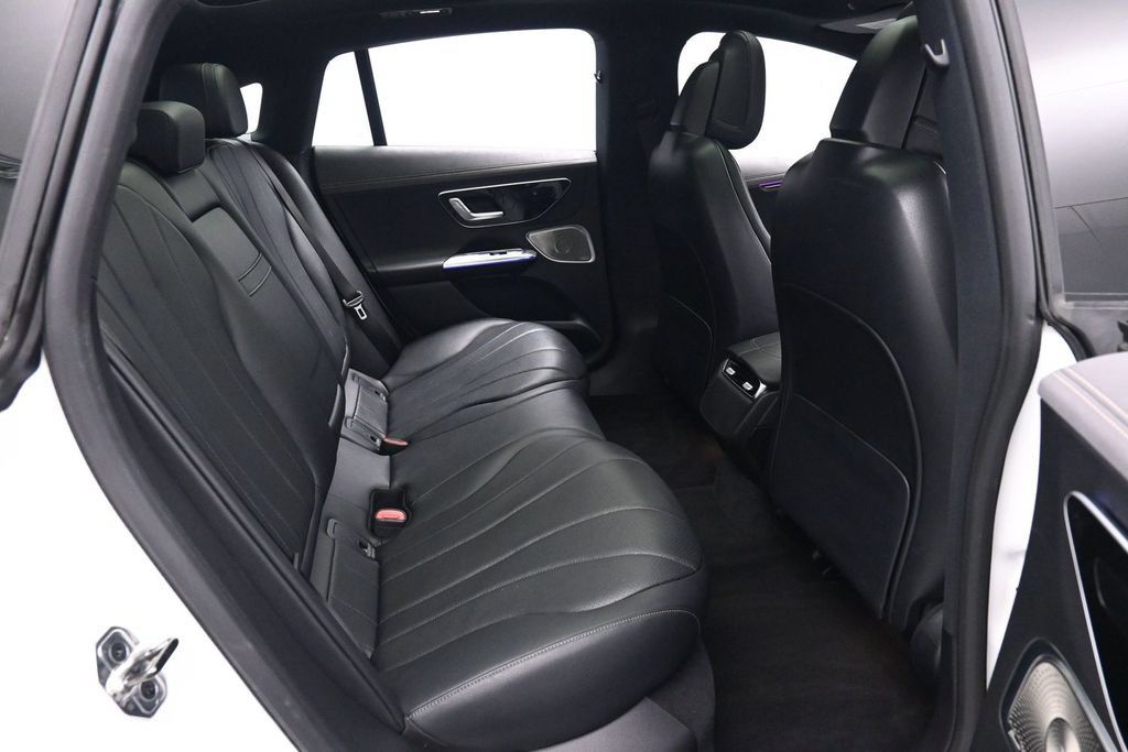 Used 2023 Mercedes-Benz EQE 350+ 4MATIC Sedan w/ Exclusive Trim Package image 18
