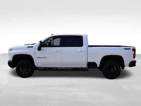 Used 2025 Chevrolet Silverado 3500 LTZ w/ LTZ Plus Package AWD/4WD image 9