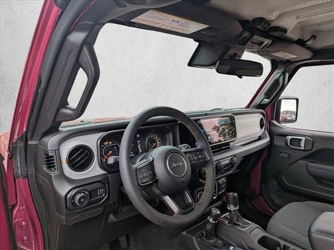 Used 2024 Jeep Wrangler Sport AWD/4WD image 9