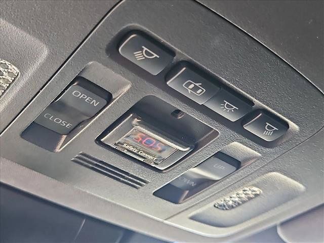 Used 2019 Toyota Avalon XSE FWD image 20