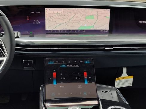 New 2025 Cadillac Escalade IQ Luxury 2 AWD/4WD image 13