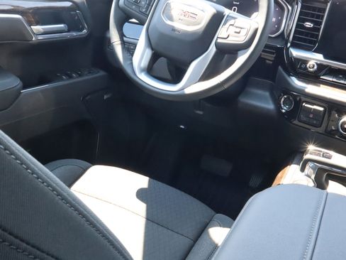 New 2026 GMC Sierra 1500 Elevation AWD/4WD image 10