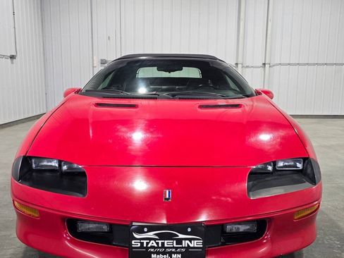 Used 1996 Chevrolet Camaro Z28 RWD image 4
