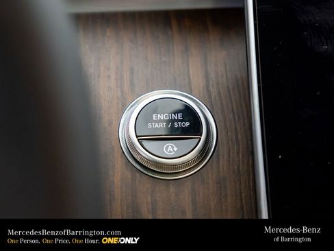 New 2026 Mercedes-Benz C 300 4MATIC Sedan image 23