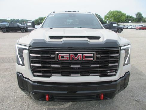 New 2026 GMC Sierra 2500 AT4X AWD/4WD image 12