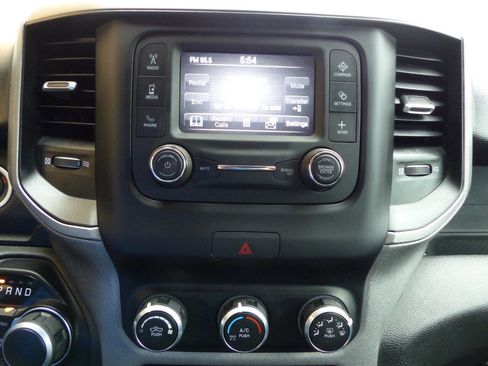 Used 2024 RAM 1500 Tradesman AWD/4WD image 42