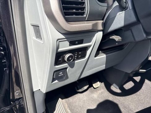 Used 2025 Ford F150 XLT w/ Equipment Group 301A Standard AWD/4WD image 27