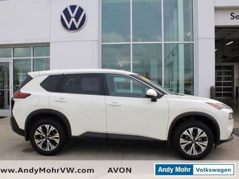 Used 2023 Nissan Rogue SV image 6