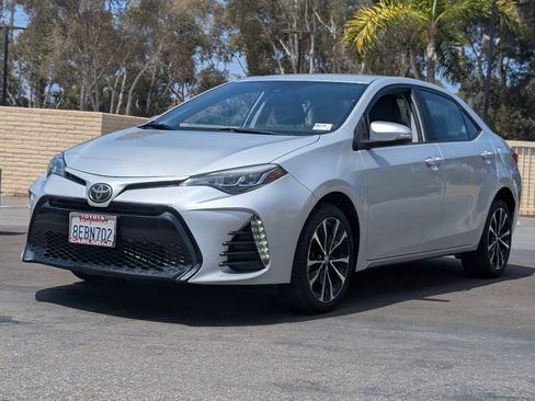 Used 2018 Toyota Corolla SE FWD image 11
