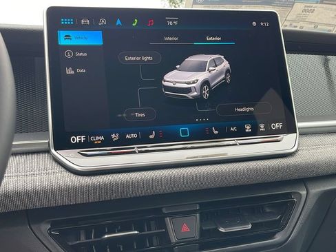 Certified 2025 Volkswagen Tiguan S FWD image 18