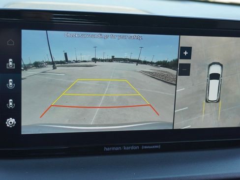 Used 2023 Hyundai Santa Fe Calligraphy image 17