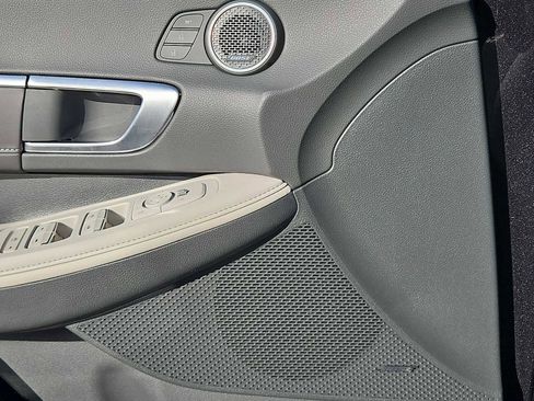 Used 2023 Hyundai Sonata Limited image 31