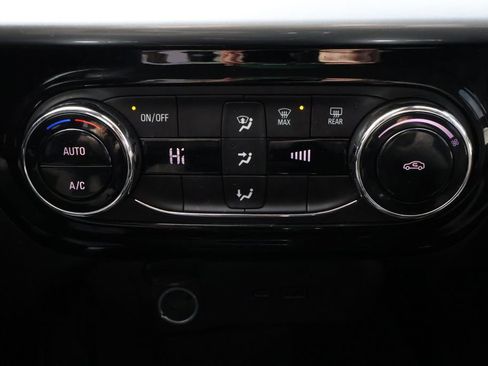 Certified 2024 Chevrolet Trax LT image 21