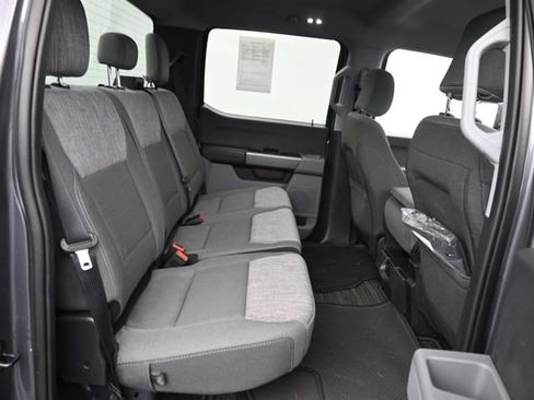 Used 2024 Ford F350 XLT AWD/4WD image 6