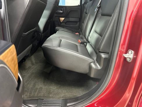 Used 2018 Chevrolet Silverado 1500 LTZ AWD/4WD image 34
