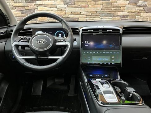 Used 2023 Hyundai Tucson Limited AWD/4WD image 18