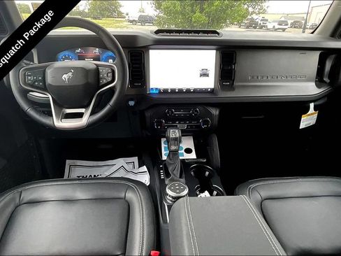 New 2026 Ford Bronco Badlands w/ Sasquatch Package AWD/4WD image 5
