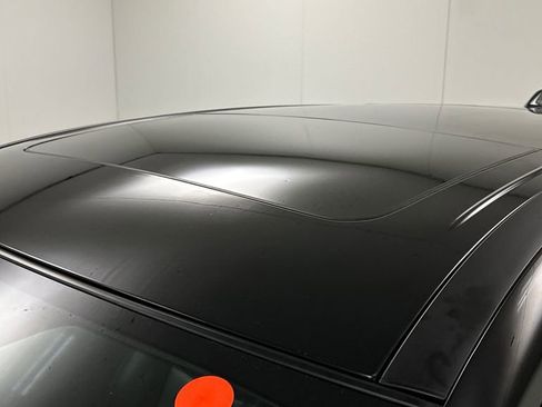 Used 2022 Nissan Murano SL w/ SL Moonroof Package image 12