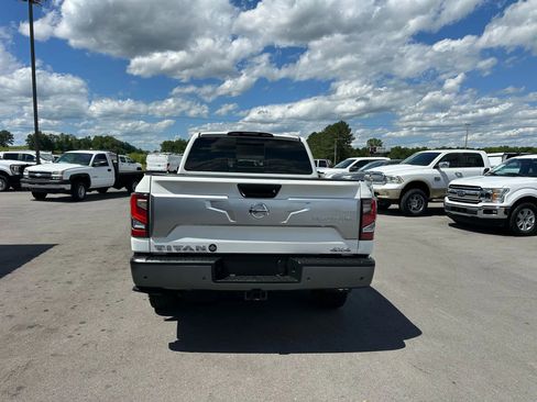 Used 2021 Nissan Titan Platinum Reserve w/ Moonroof Package image 23