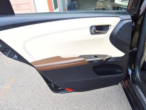 Used 2013 Toyota Avalon Limited FWD image 53