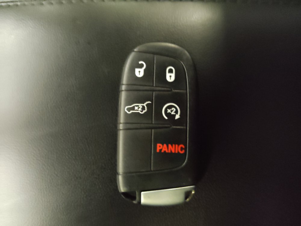 Used 2021 Jeep Grand Cherokee Laredo X AWD/4WD image 32