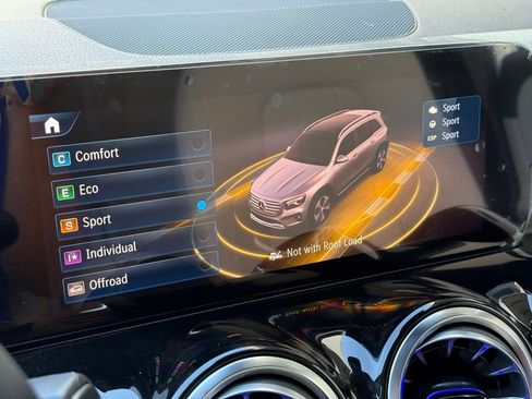 New 2026 Mercedes-Benz GLB 250 4MATIC image 6