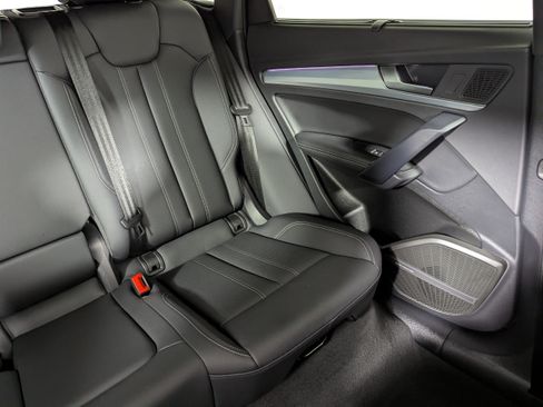 Certified 2025 Audi Q5 Prestige AWD/4WD image 14