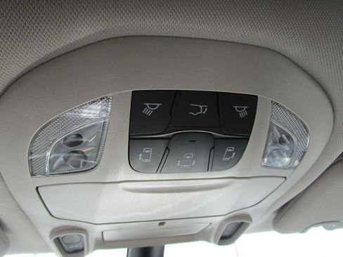 Certified 2024 Chrysler Pacifica Limited image 51