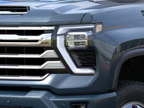 New 2026 Chevrolet Silverado 3500 High Country w/ High Country Premium Package AWD/4WD image 10
