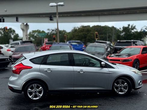 Used 2014 Ford Focus SE FWD image 9