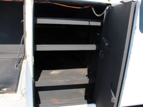 Used 2013 Ford F250 XL w/ PWR Equipment Group image 7