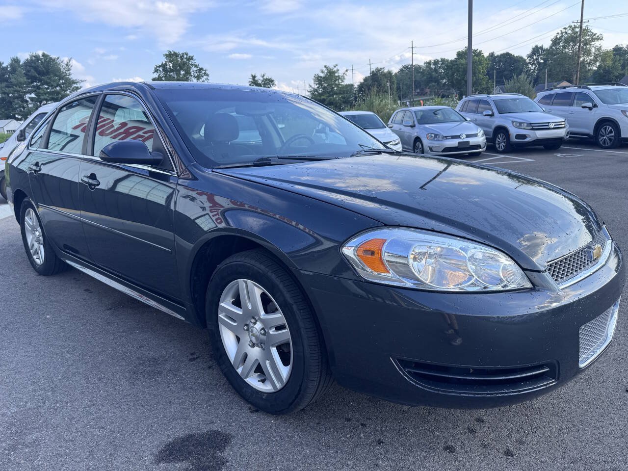 Used 2015 Chevrolet Impala LT w/ LT Sunroof Package FWD image 4