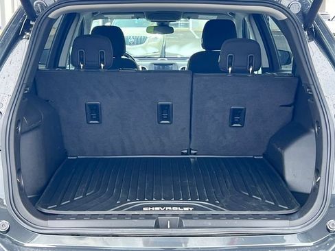 Used 2020 Chevrolet Equinox LT w/ Driver Convenience Package AWD/4WD image 37