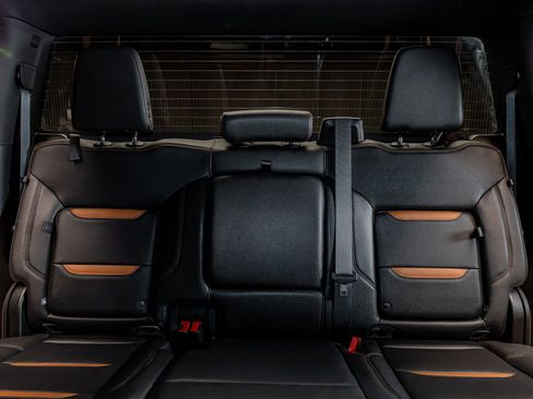 Used 2022 GMC Sierra 1500 AT4 image 25