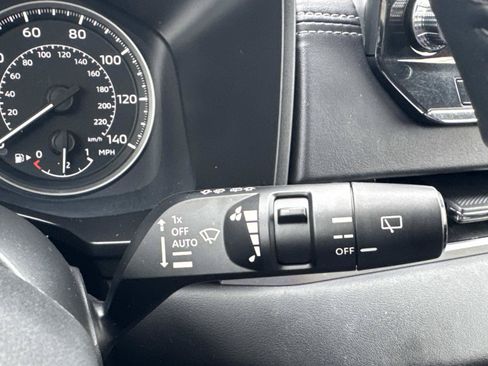 Used 2023 Mitsubishi Outlander SE FWD image 28