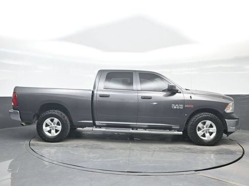 Used 2018 RAM 1500 Tradesman w/ Chrome Appearance Group AWD/4WD image 7
