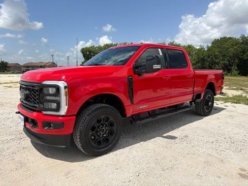 New 2026 Ford F250 Lariat w/ Black Appearance Package AWD/4WD image 1