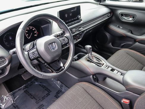 Used 2024 Honda HR-V Sport image 19