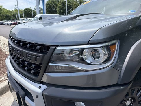 Used 2022 Chevrolet Colorado ZR2 w/ Colorado ZR2 Bison Edition AWD/4WD image 6