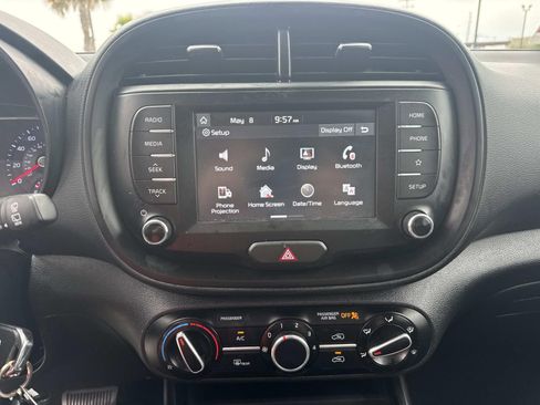 Used 2021 Kia Soul X-Line FWD image 25