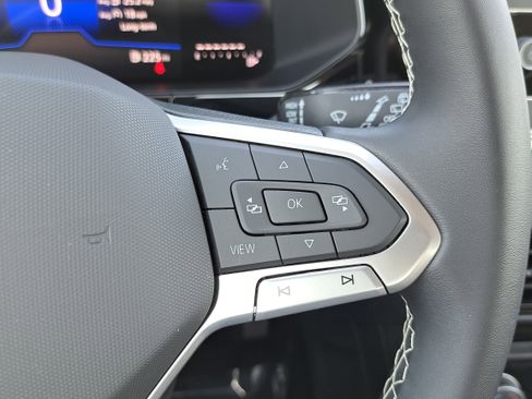 Certified 2023 Volkswagen Taos S image 15