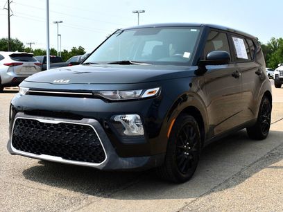 Used 2022 Kia Soul LX