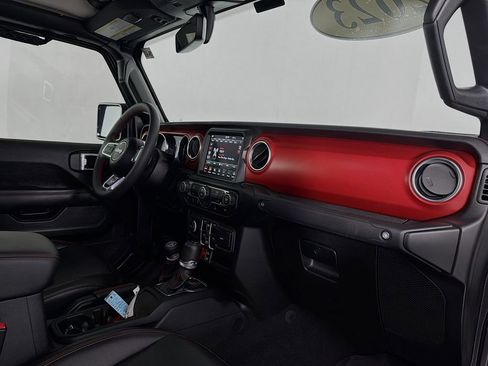 Used 2023 Jeep Gladiator Rubicon w/ Trailer Tow Package AWD/4WD image 31