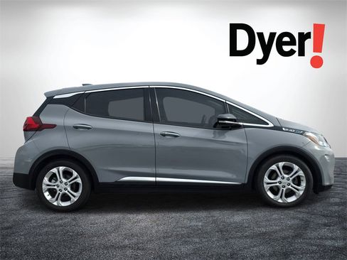 Used 2020 Chevrolet Bolt LT image 2